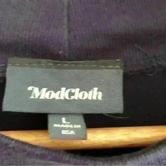 ModCloth Navy Blue Ribbed Mock Neck Short Sleeve Top Size Large - Picture 2 of 4